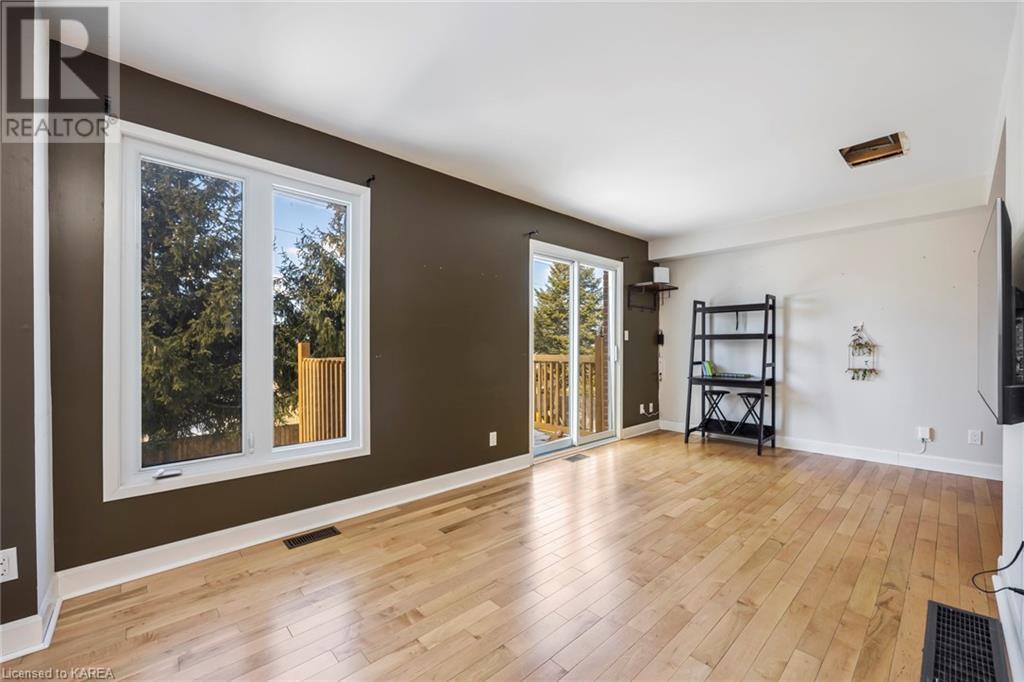 Listing 40387286 - Large Photo # 10
