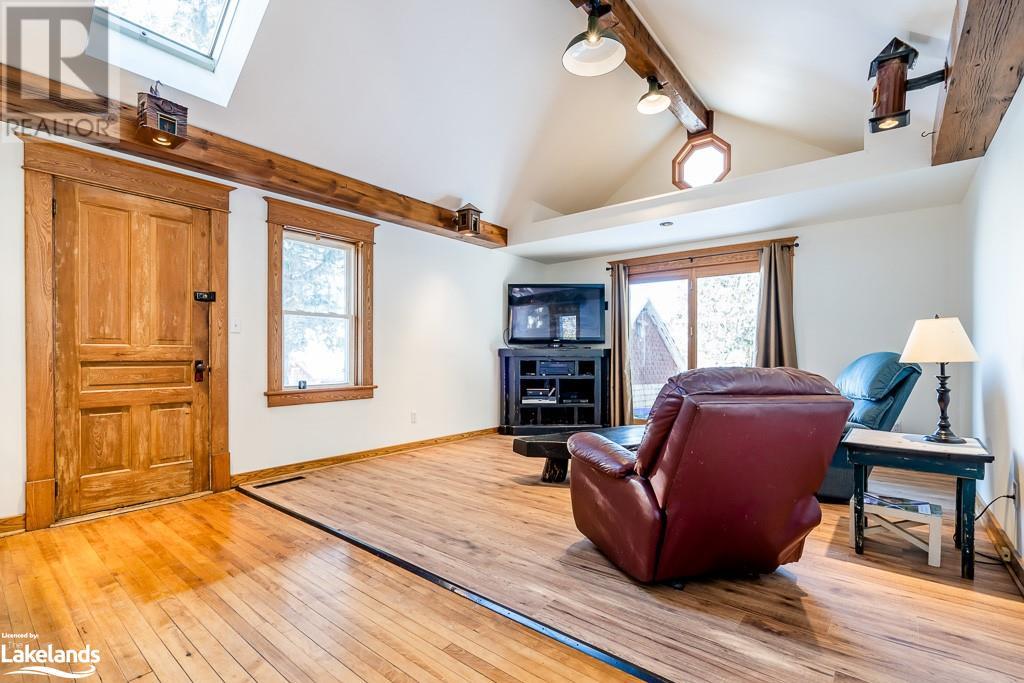 Listing 40387569 - Large Photo # 4
