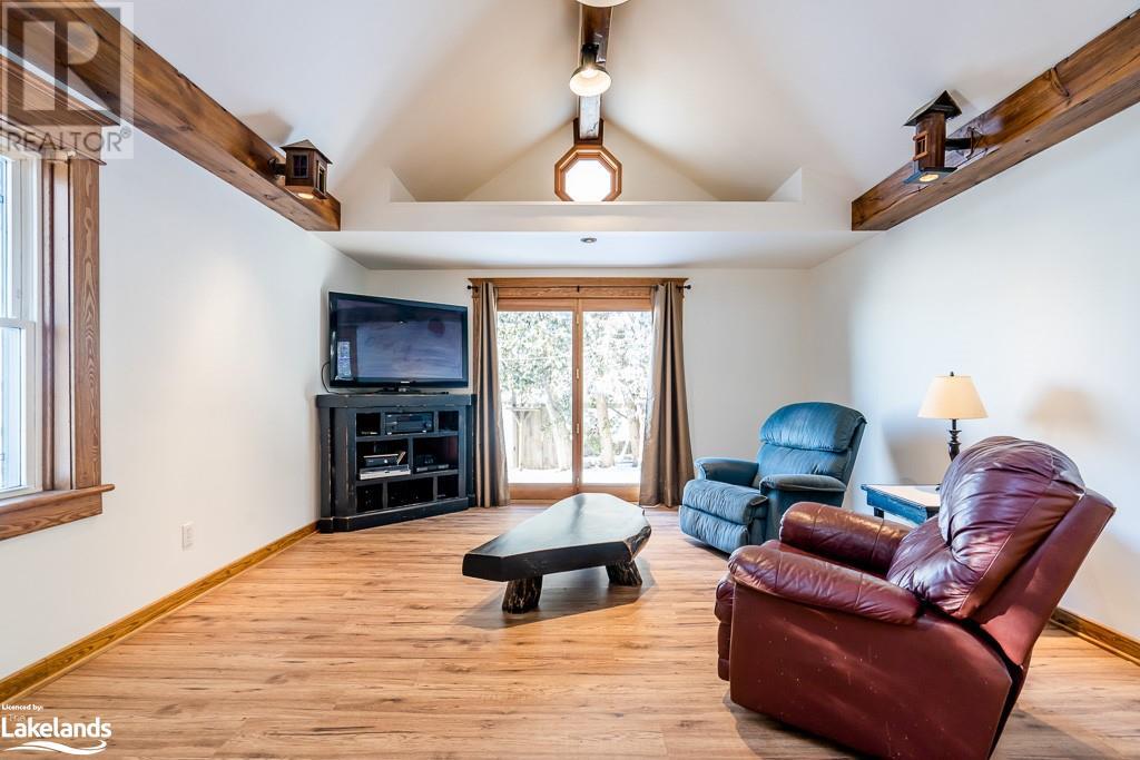Listing 40387569 - Large Photo # 5