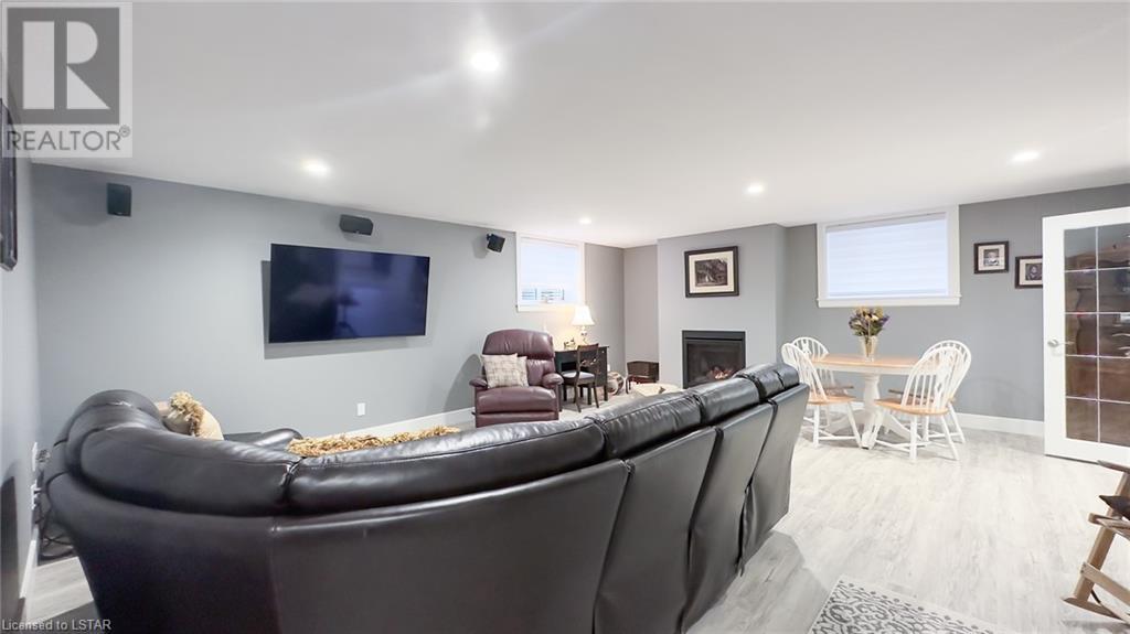 Listing 40387573 - Large Photo # 28