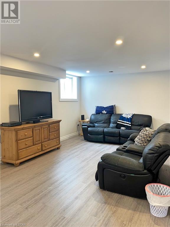 Listing 40387870 - Large Photo # 15