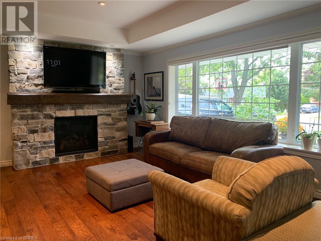Listing 40387922 - Large Photo # 3