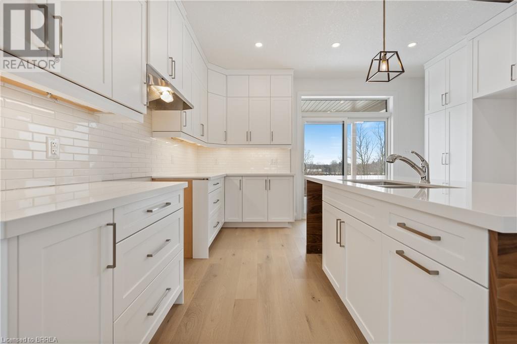 Listing 40388070 - Large Photo # 12