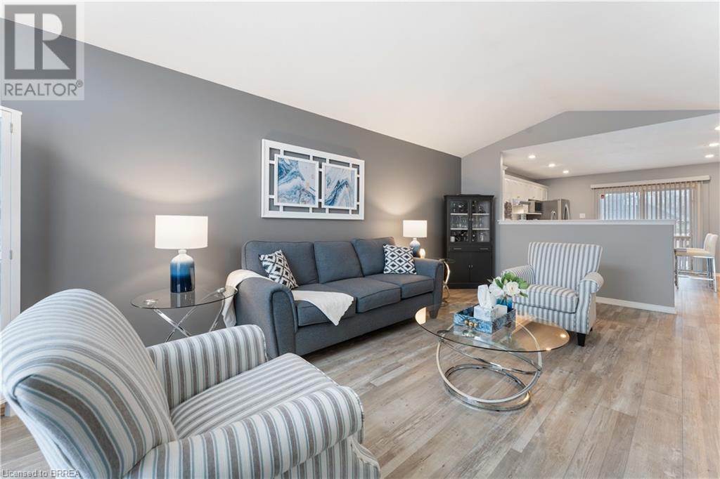 Listing 40388105 - Large Photo # 7