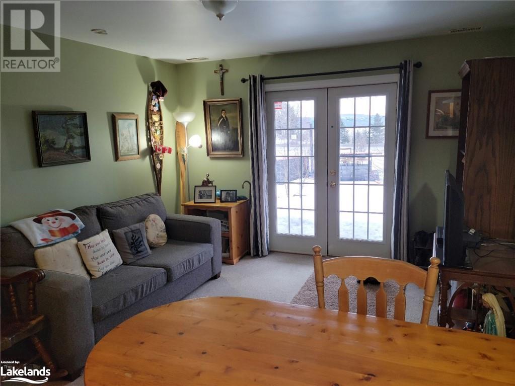 Listing 40388244 - Large Photo # 4