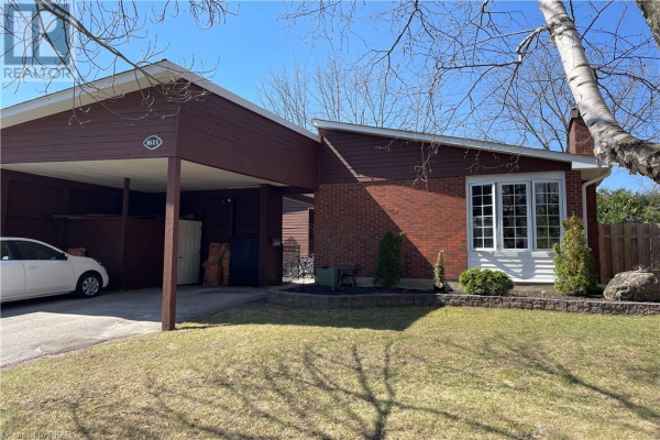 1611 FOREST HILL Boulevard, Peterborough