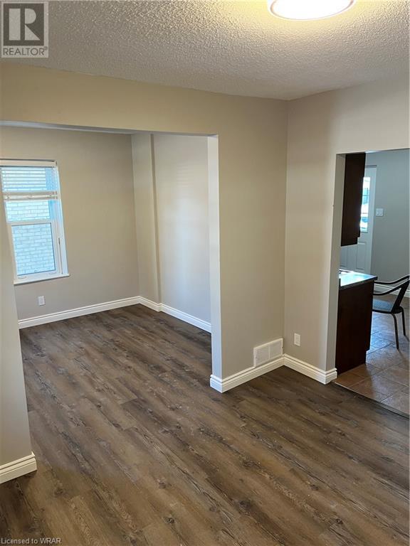 Listing 40388930 - Large Photo # 16