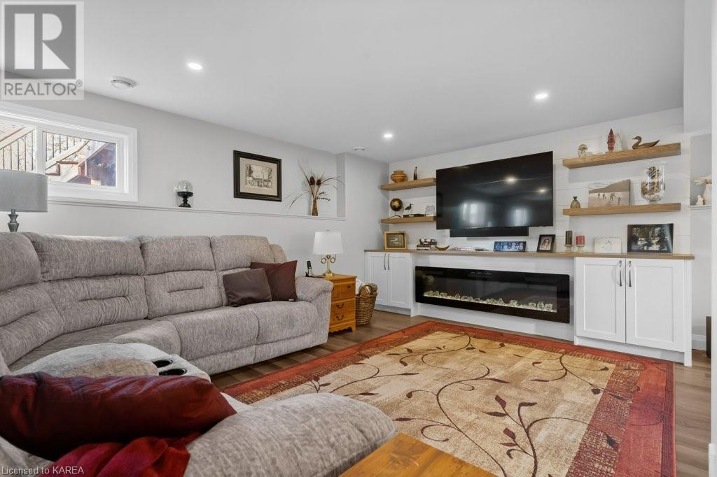 Listing 40389005 - Large Photo # 29