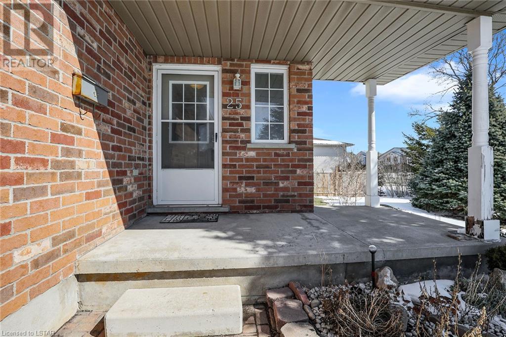 Listing 40389082 - Large Photo # 3