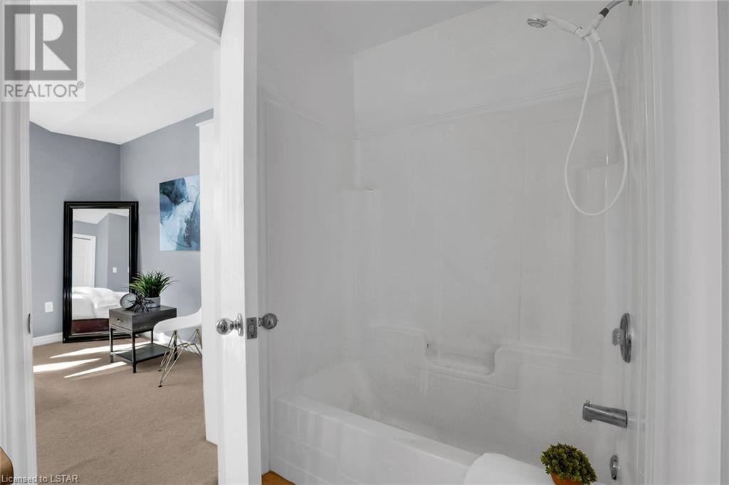 Listing 40389082 - Large Photo # 23