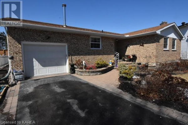 1 IVEY Place, Perth