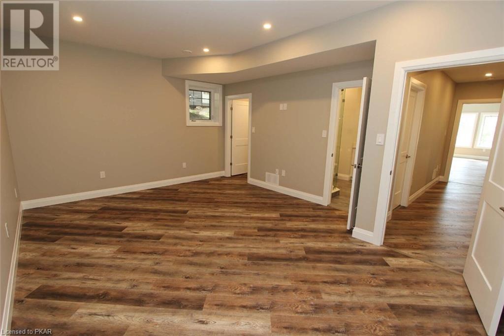 Listing 40389099 - Large Photo # 26