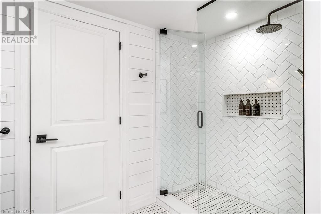 Listing 40389113 - Large Photo # 47