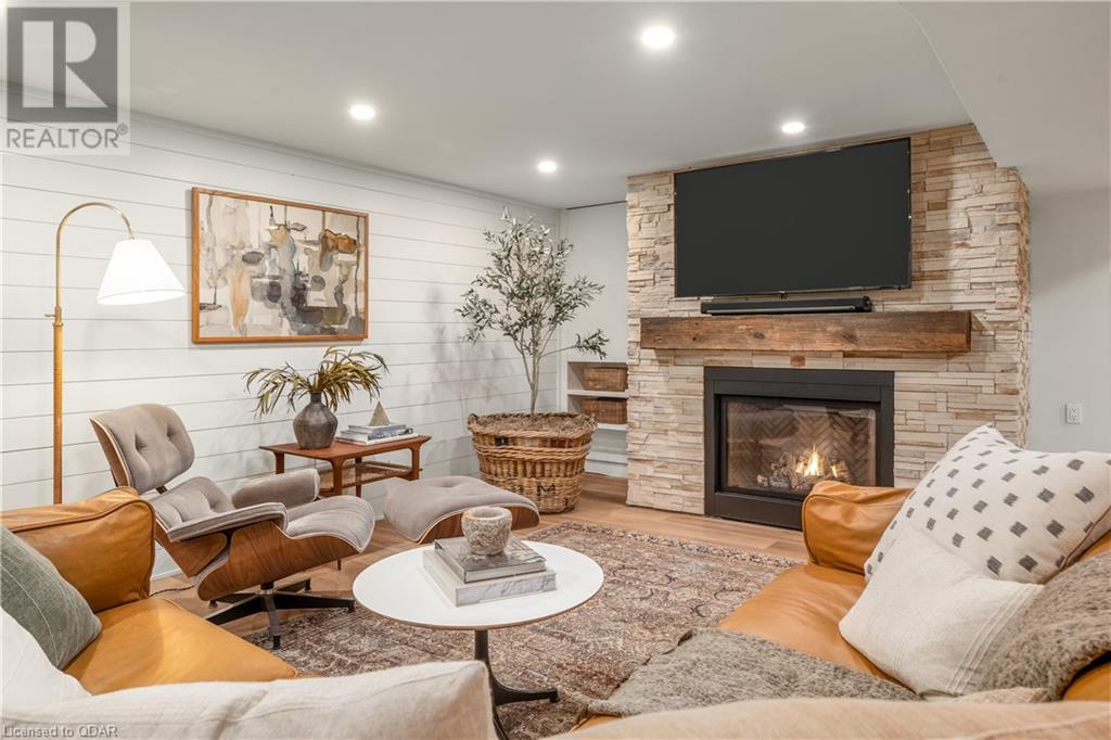 Listing 40389113 - Large Photo # 39