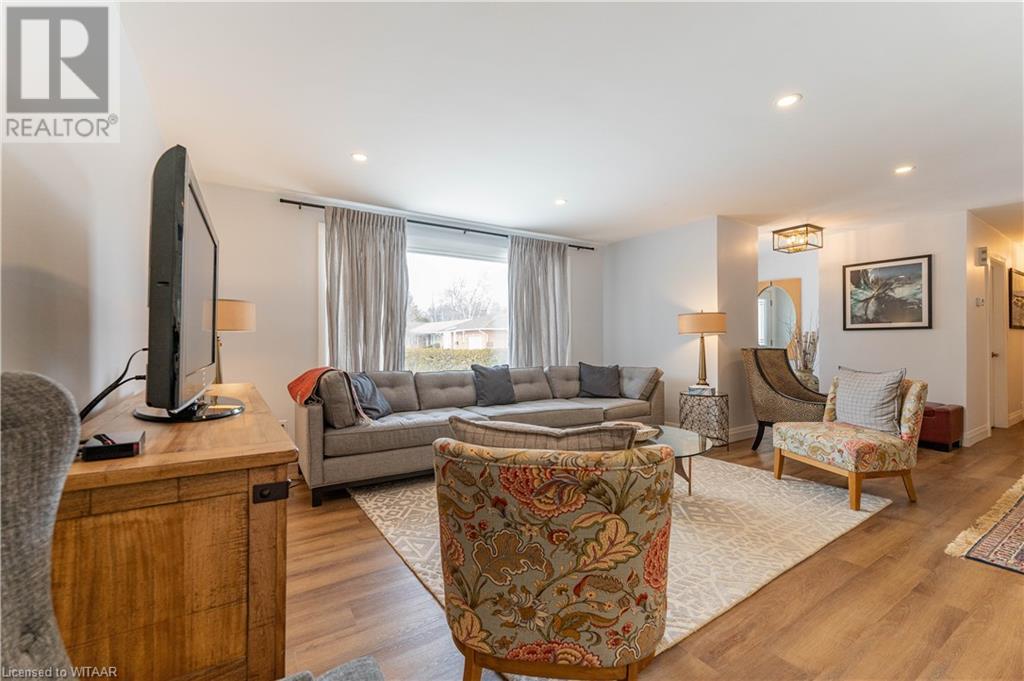 Listing 40389168 - Large Photo # 15