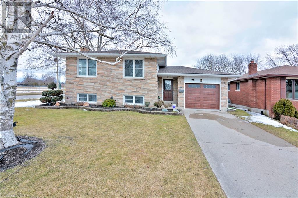 Listing 40389191 - Large Photo # 1