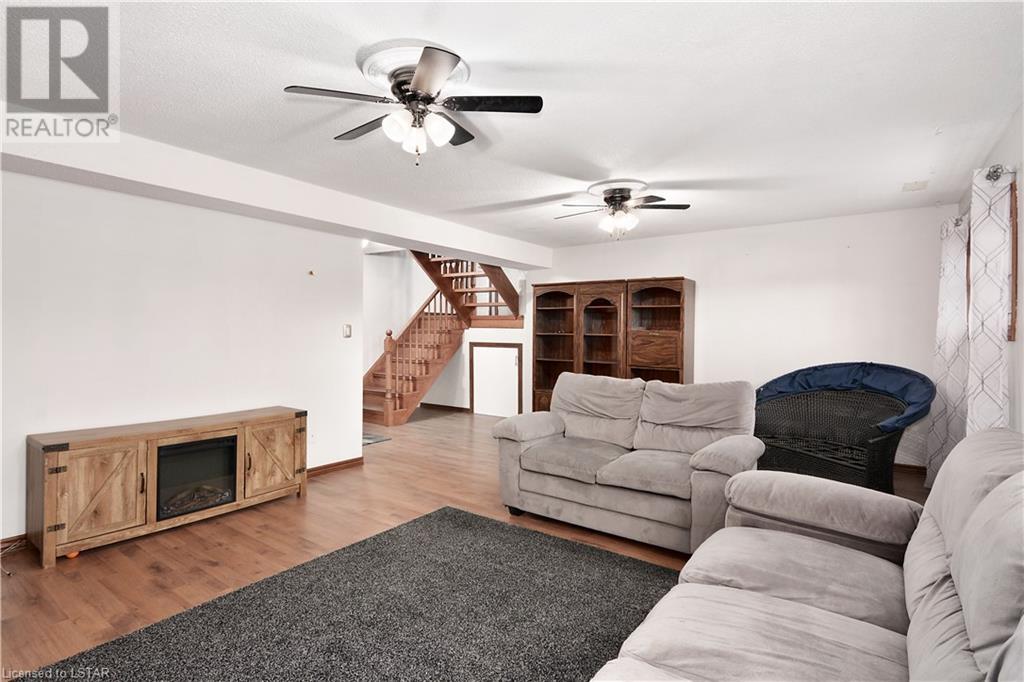 Listing 40389191 - Large Photo # 25