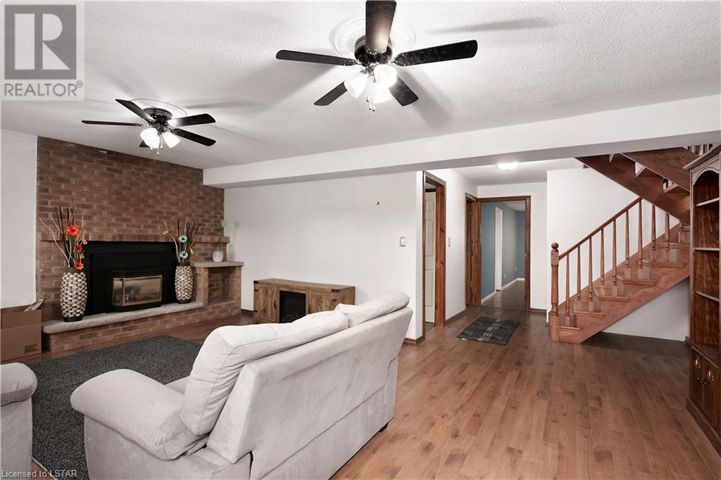 Listing 40389191 - Large Photo # 24