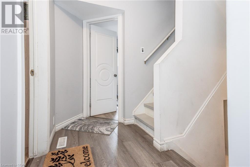 Listing 40389226 - Large Photo # 16