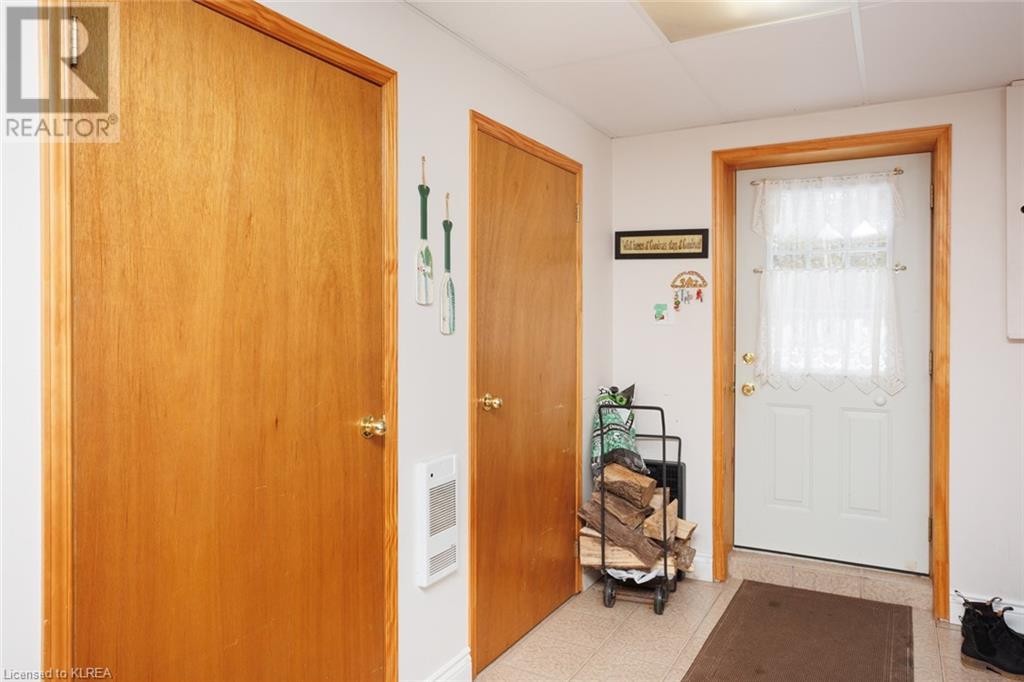 Listing 40389332 - Large Photo # 4
