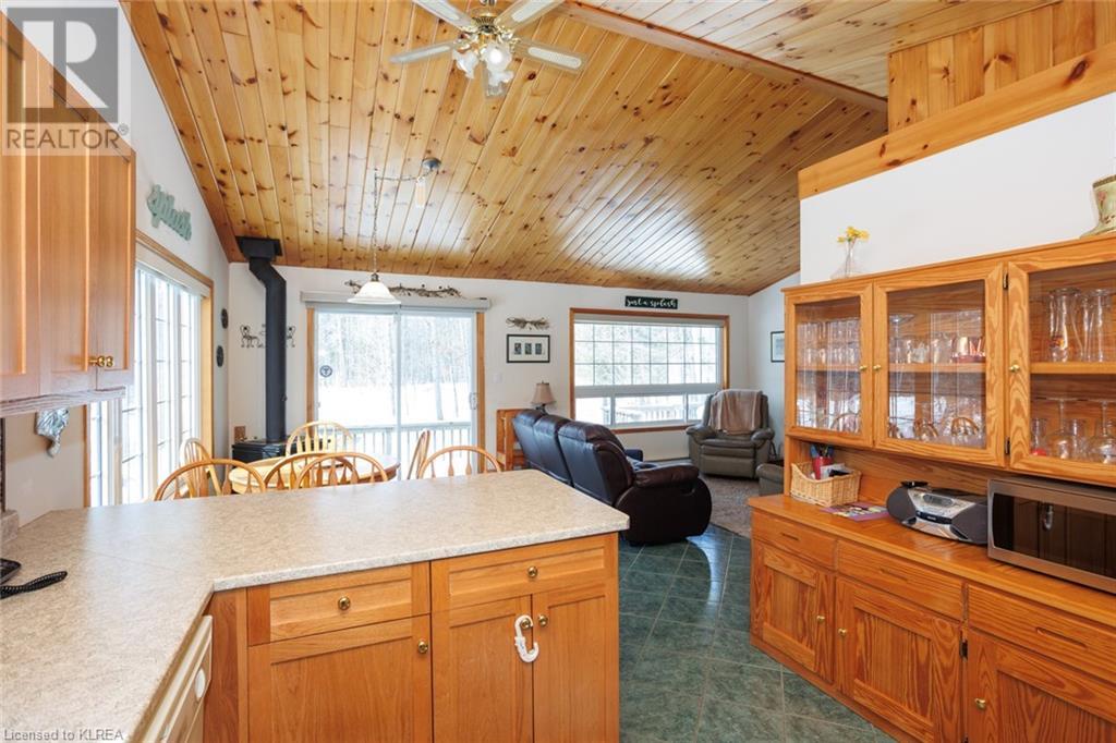Listing 40389332 - Large Photo # 13