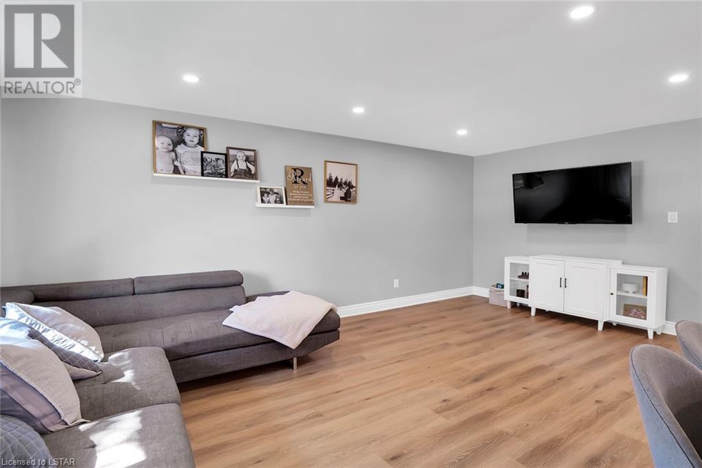 Listing 40389365 - Large Photo # 13