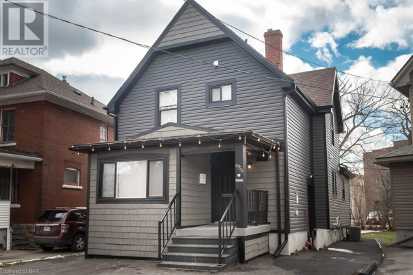 4756 EPWORTH Circle, Niagara Falls