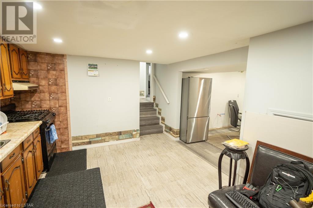 Listing 40389502 - Large Photo # 21