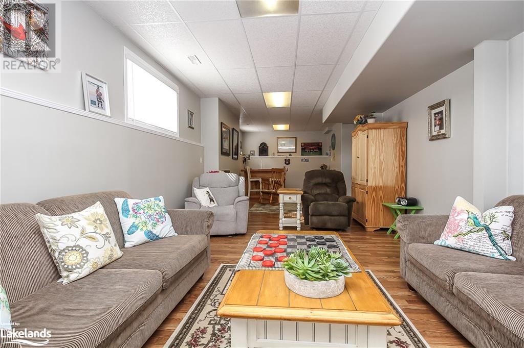 Listing 40389576 - Large Photo # 35