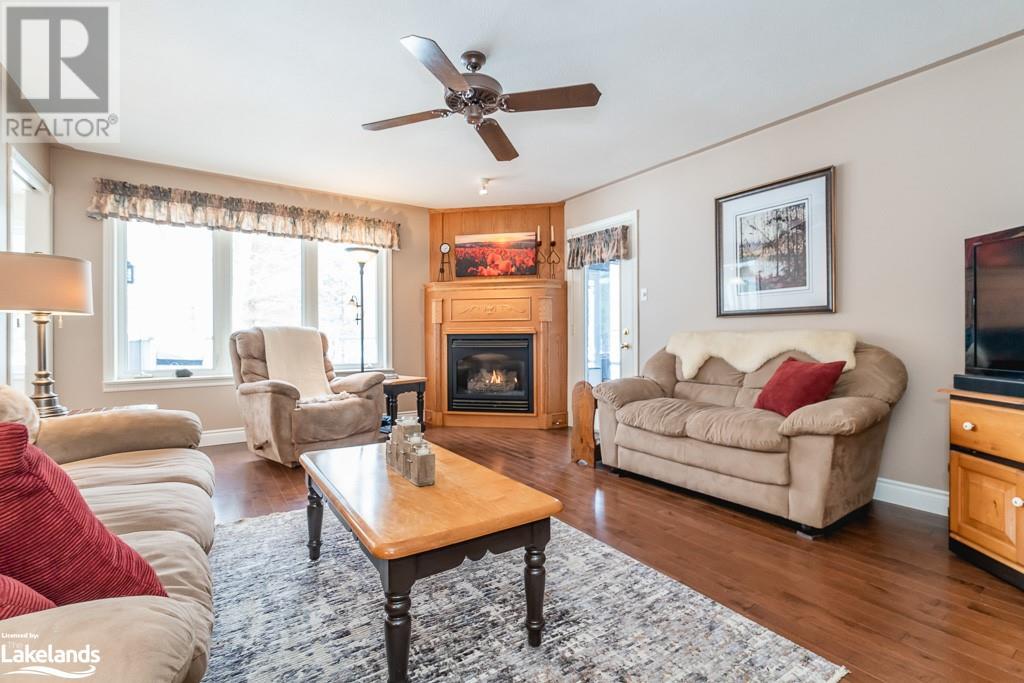 Listing 40389667 - Large Photo # 12