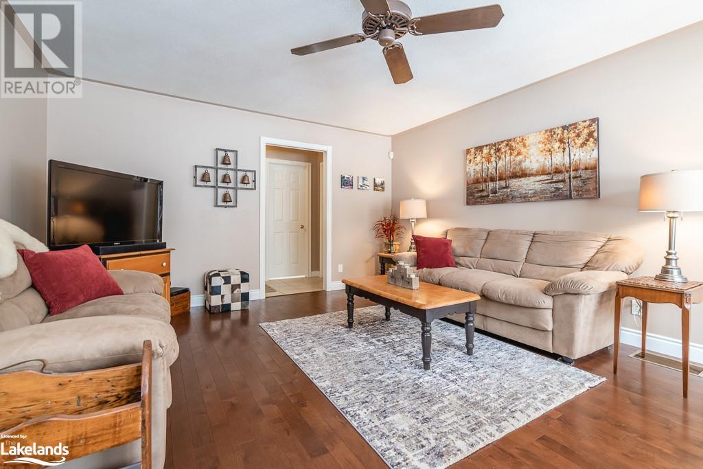 Listing 40389667 - Large Photo # 10