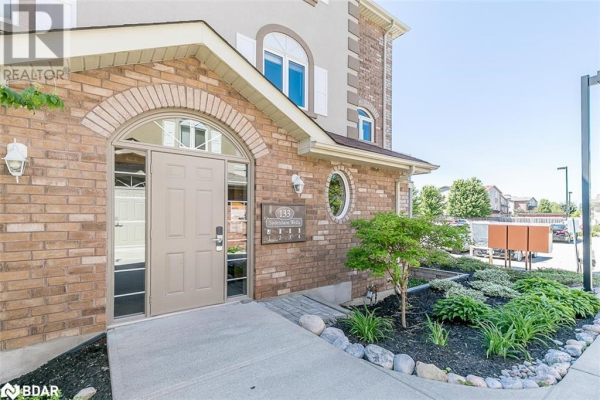 133 SYDENHAM WELLS Side Road Unit# 3, Barrie