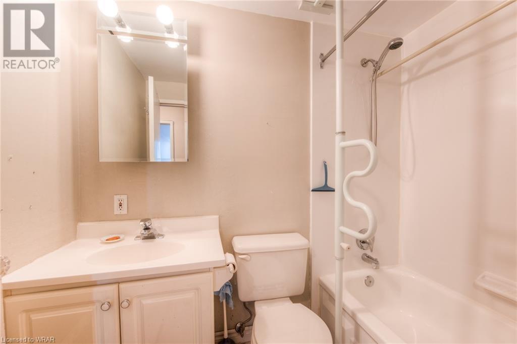 Listing 40389838 - Large Photo # 23