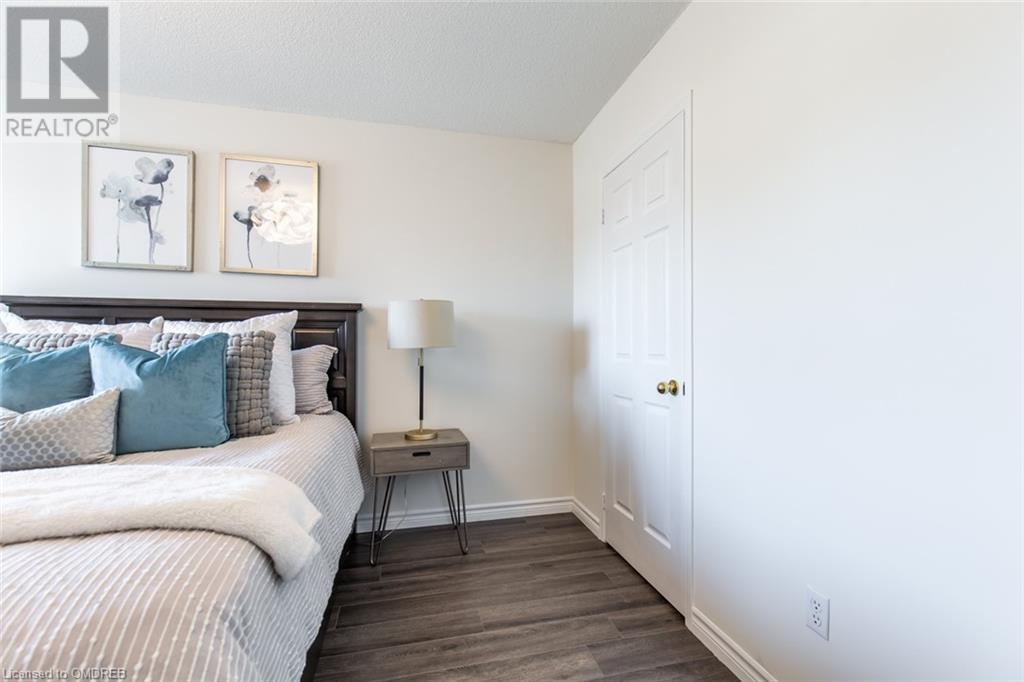 Listing 40389841 - Large Photo # 41
