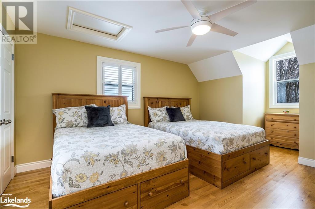 Listing 40389843 - Large Photo # 21