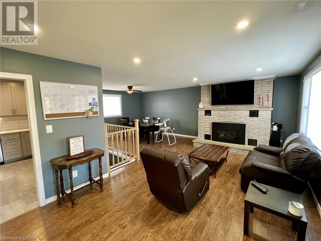 Listing 40389911 - Large Photo # 8