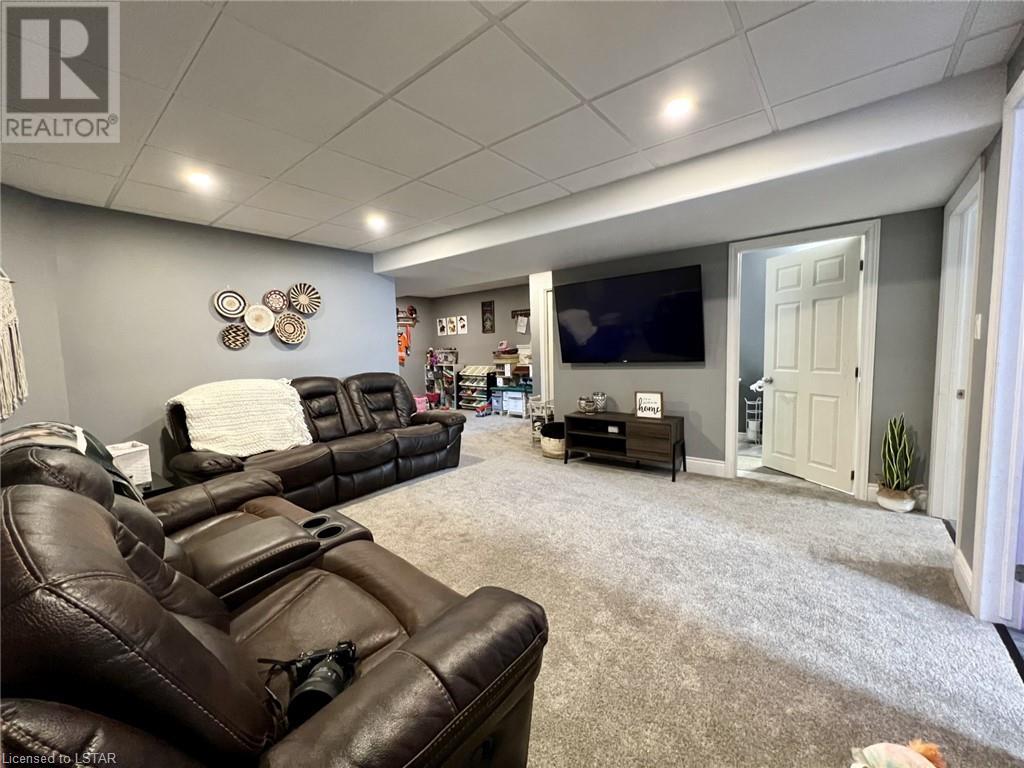 Listing 40389911 - Large Photo # 26