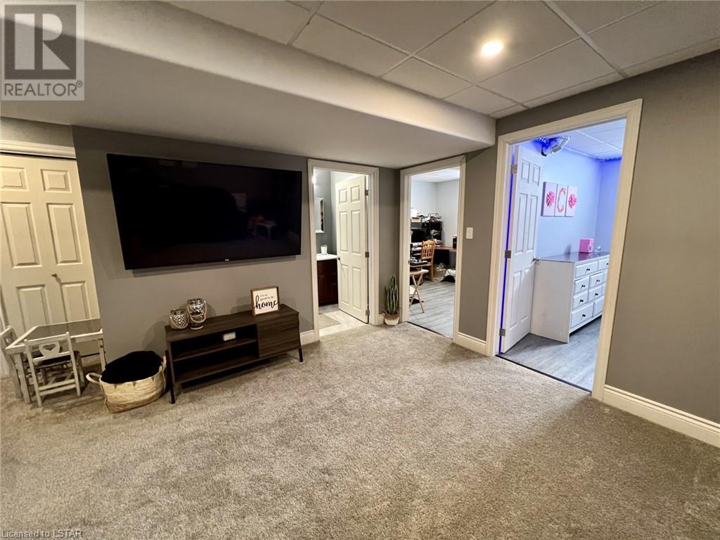 Listing 40389911 - Large Photo # 27