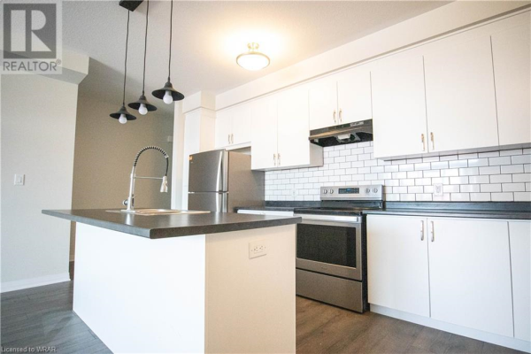 155 THOMAS SLEE Drive Unit# 2i, Kitchener