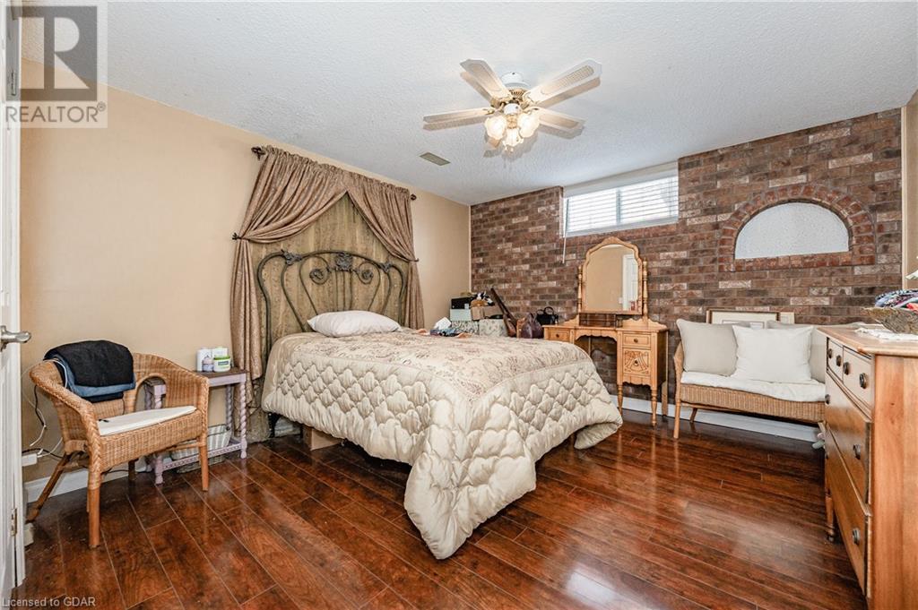Listing 40390129 - Large Photo # 44