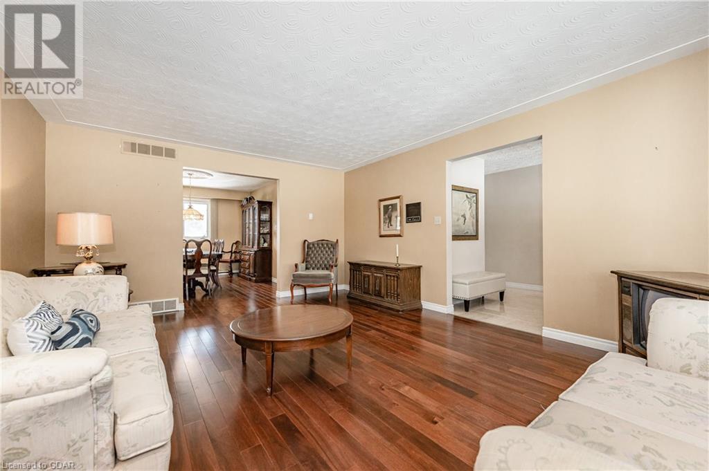 Listing 40390129 - Large Photo # 12