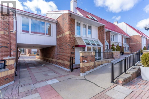 1 PLACE DARMES Unit# 38, Kingston