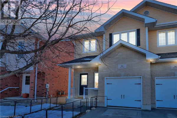 912 SWANFIELD Street, Kingston