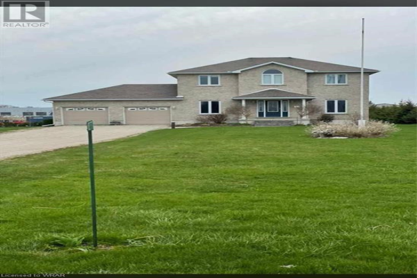 1017 WALTON Avenue N, Listowel