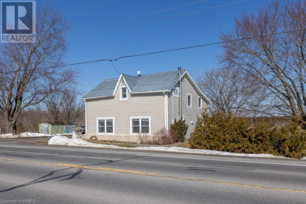 1591 COUNTY RD 1 W, Napanee