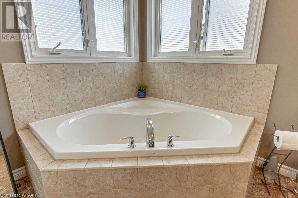 Listing 40391359 - Large Photo # 25