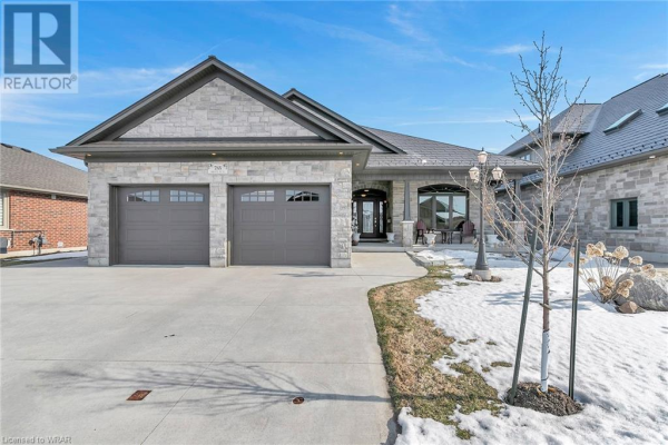 785 KROTZ Street E, Listowel