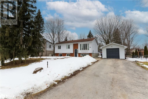 8 HURON Street, Minesing