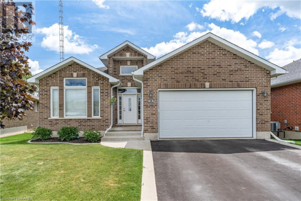 83 HARTWOOD Crescent, Napanee