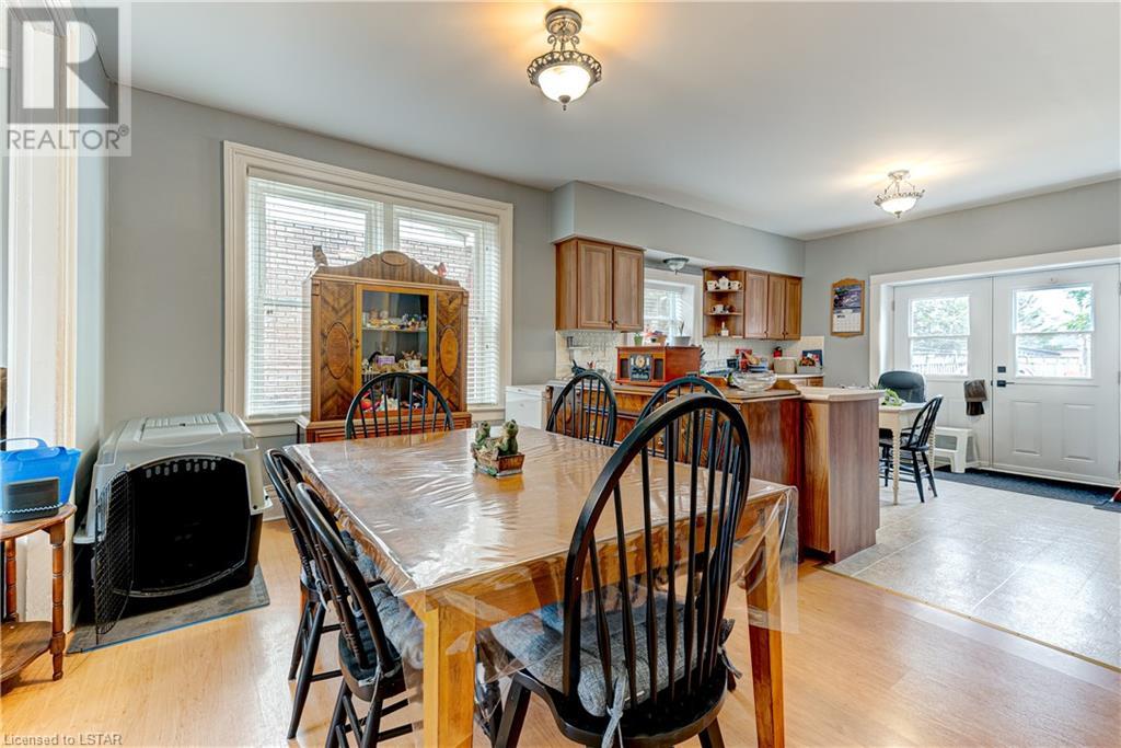 Listing 40392379 - Large Photo # 12